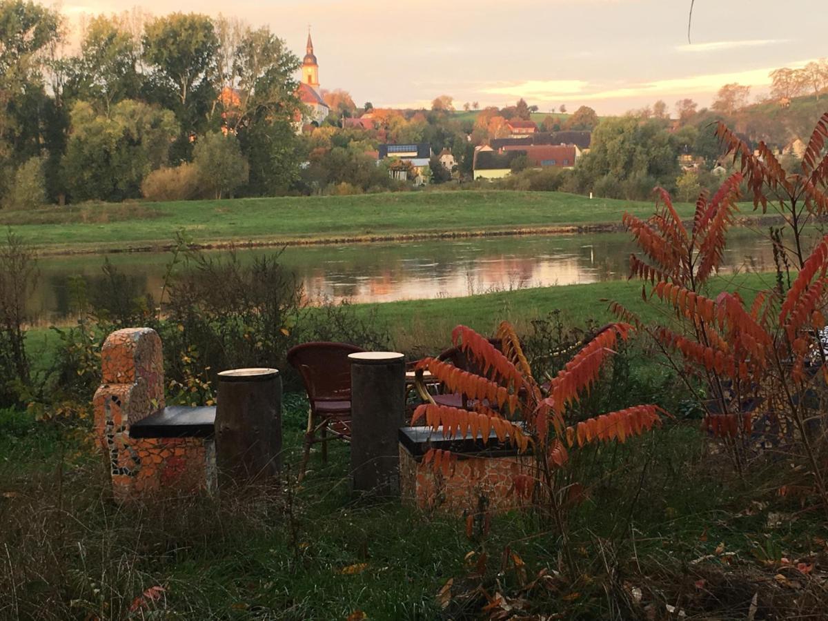 Pension Elbkiosk Kleinzadel Buitenkant foto
