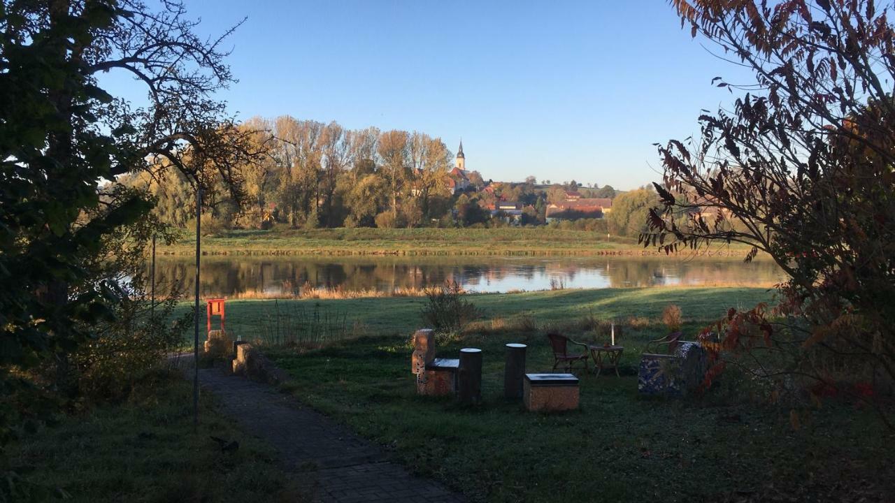 Pension Elbkiosk Kleinzadel Buitenkant foto